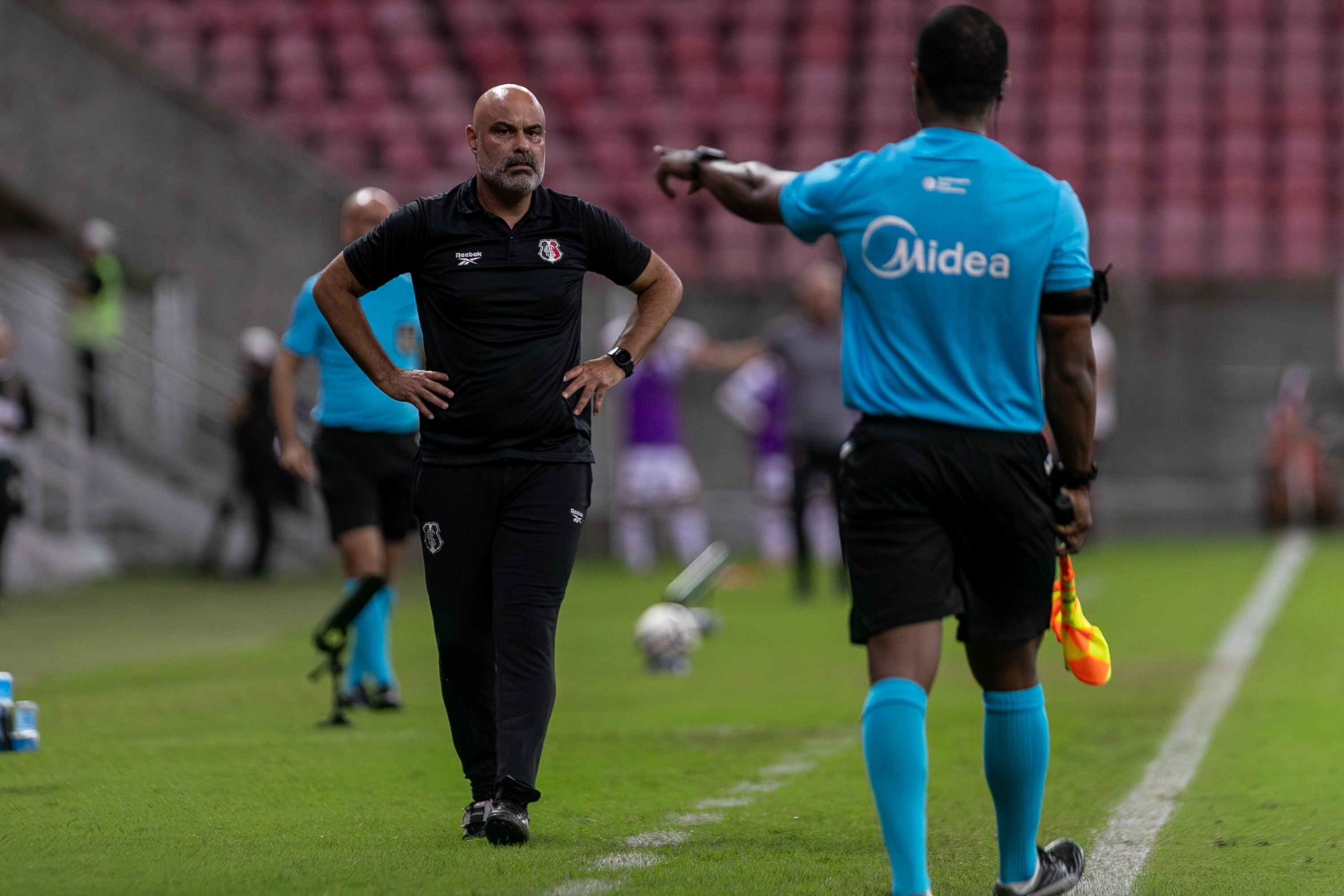 Análise: como Cristian de Souza pode ser crucial para minimizar impacto de saídas no Santa Cruz