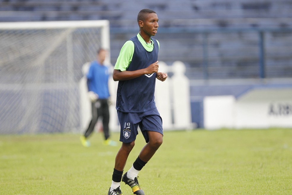 Warian Santos, Ameixa - Tuna Luso fecha