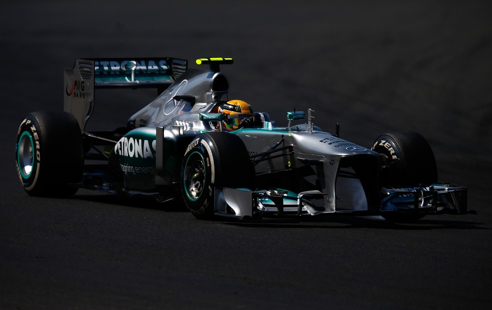 Lewis Hamilton conquistava primeira vitória pela Mercedes há