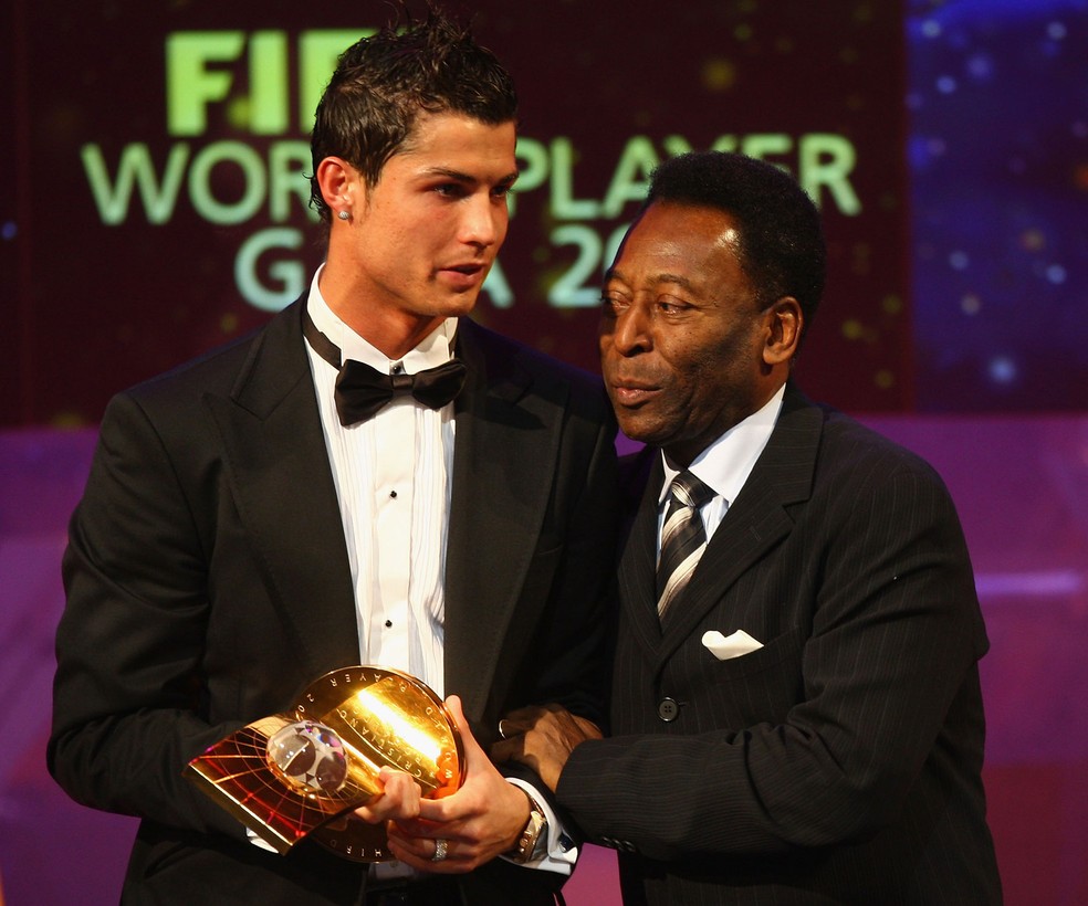 Pelé diz que Cristiano Ronaldo é o melhor jogador do mundo