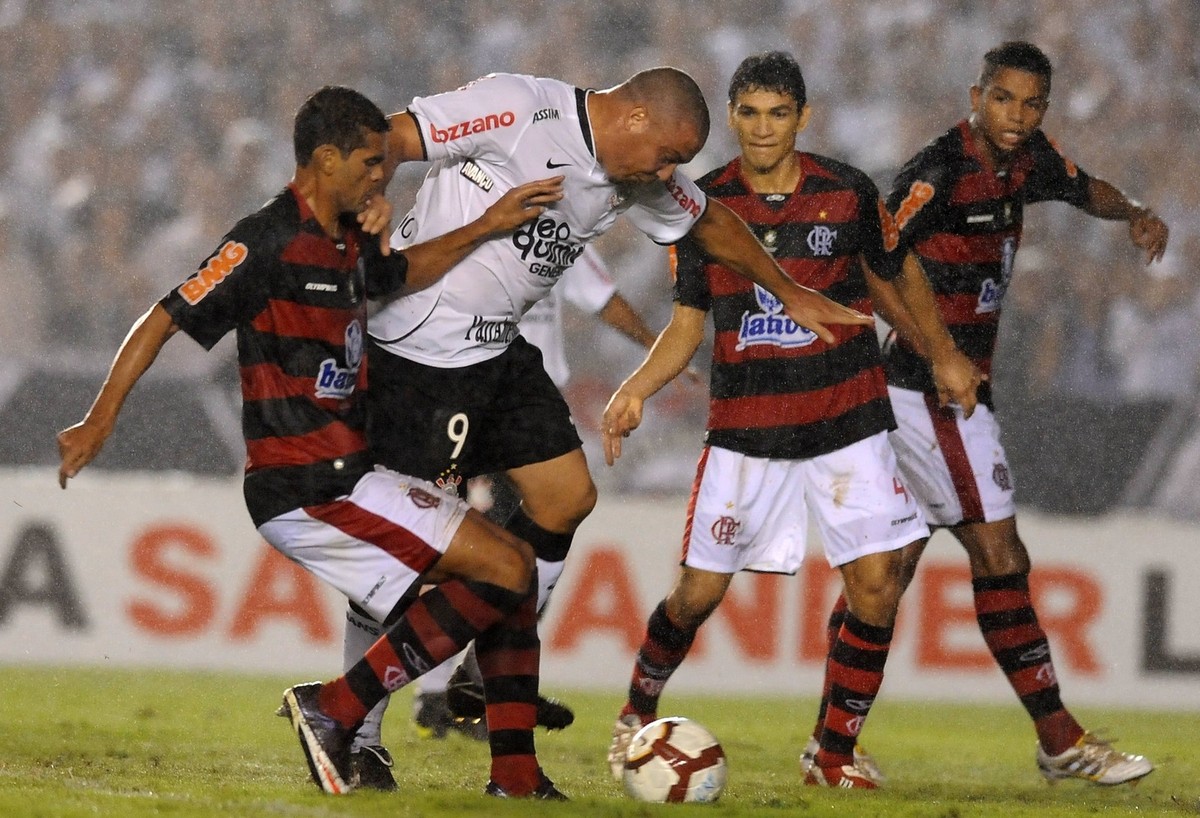 Decisão fora de casa e títulos: veja retrospecto do Flamengo em