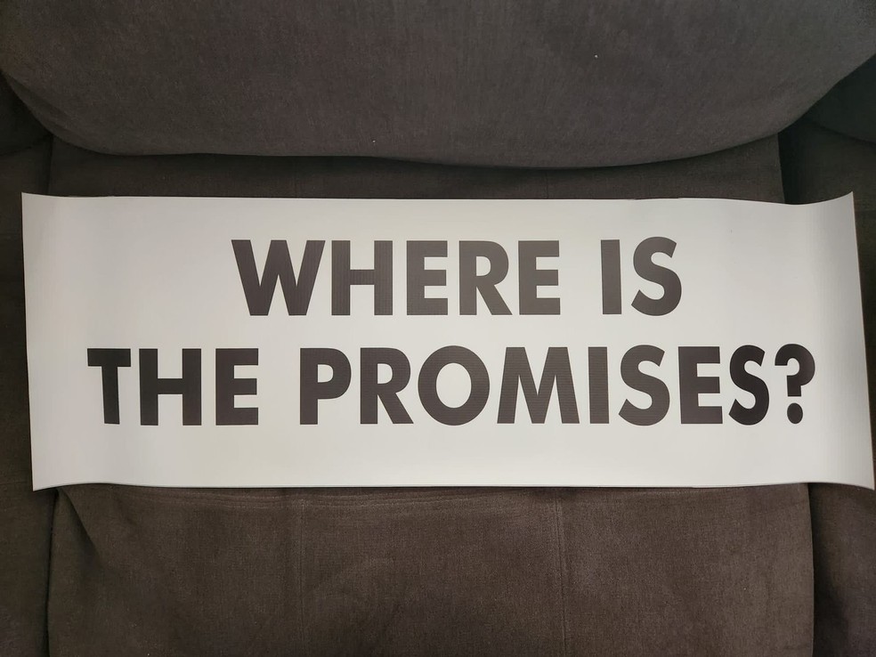 "Onde estão as promessas?": torcedores do Vasco protestam contra a 777 — Foto: Reprodução