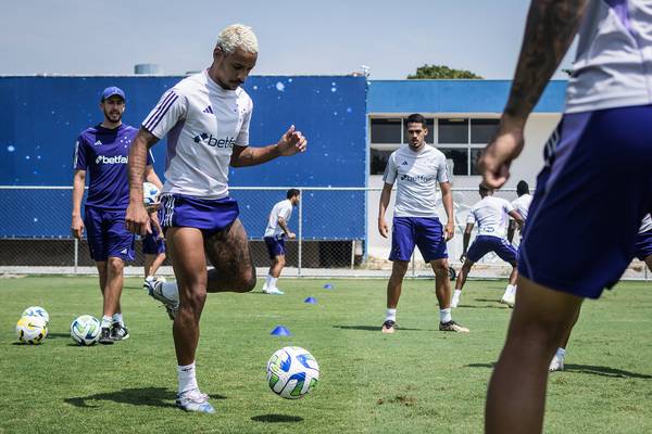 Escalação do Cruzeiro: Matheus Pereira faz segundo treino com bola; veja prováveis mudanças
