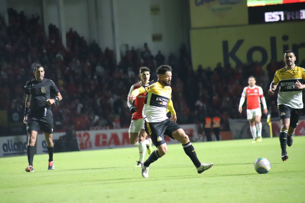 arthur caike no criciúma — Foto: Celso da Luz | Criciúma E.C.