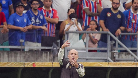 Jardim analisa vitória do Flamengo com retorno à liderança: "Mandante nos dois tempos"