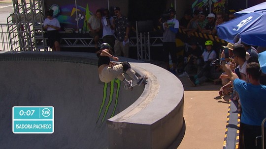 Isadora Pacheco e Pedro Carvalho lideram semifinais do skate park no STU Criciúma - Programa: Esportes Radicais sportv 