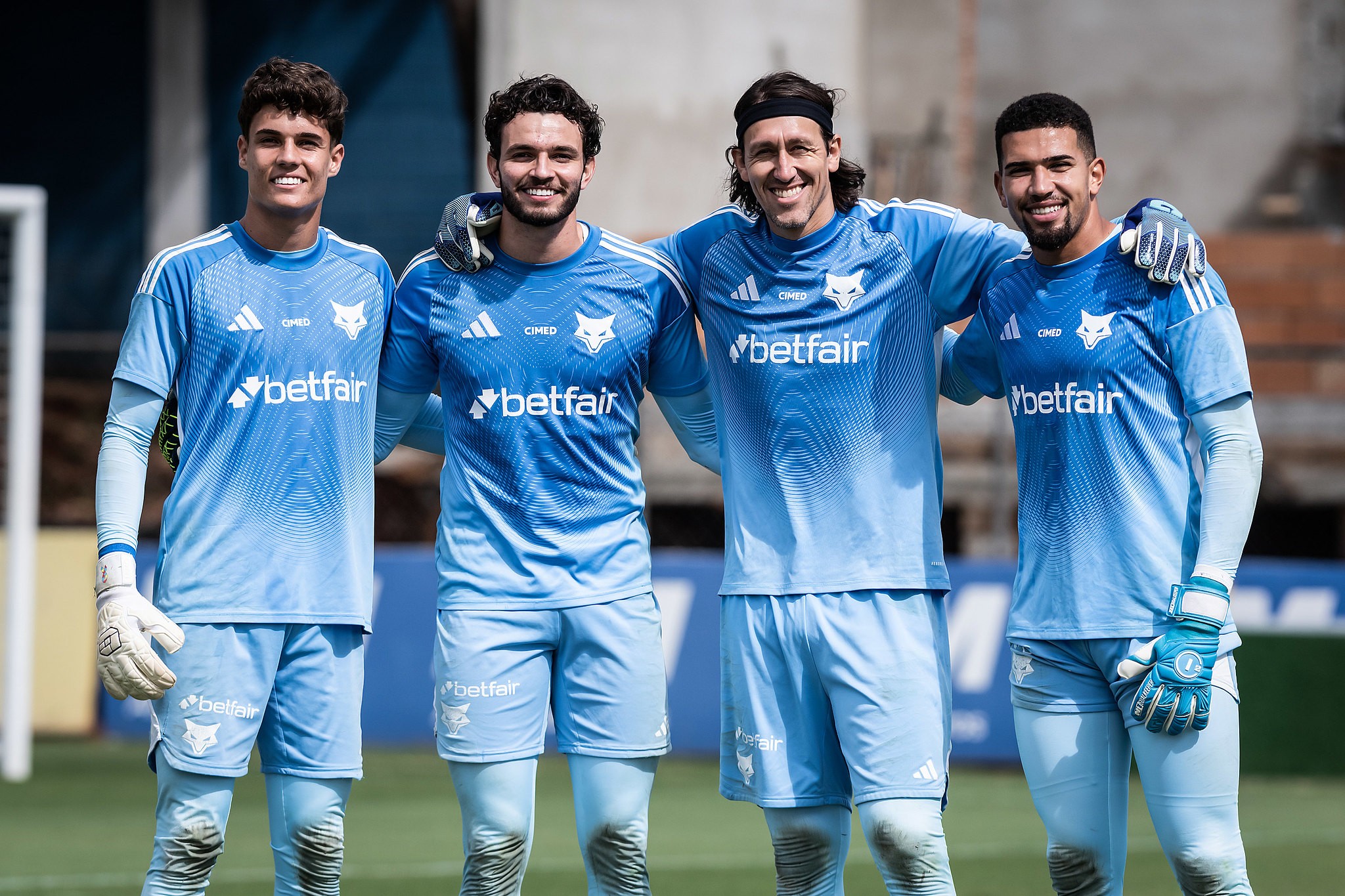 Otávio detalha relação com Cássio e projeta possível decisão por pênaltis contra o Atlético-MG