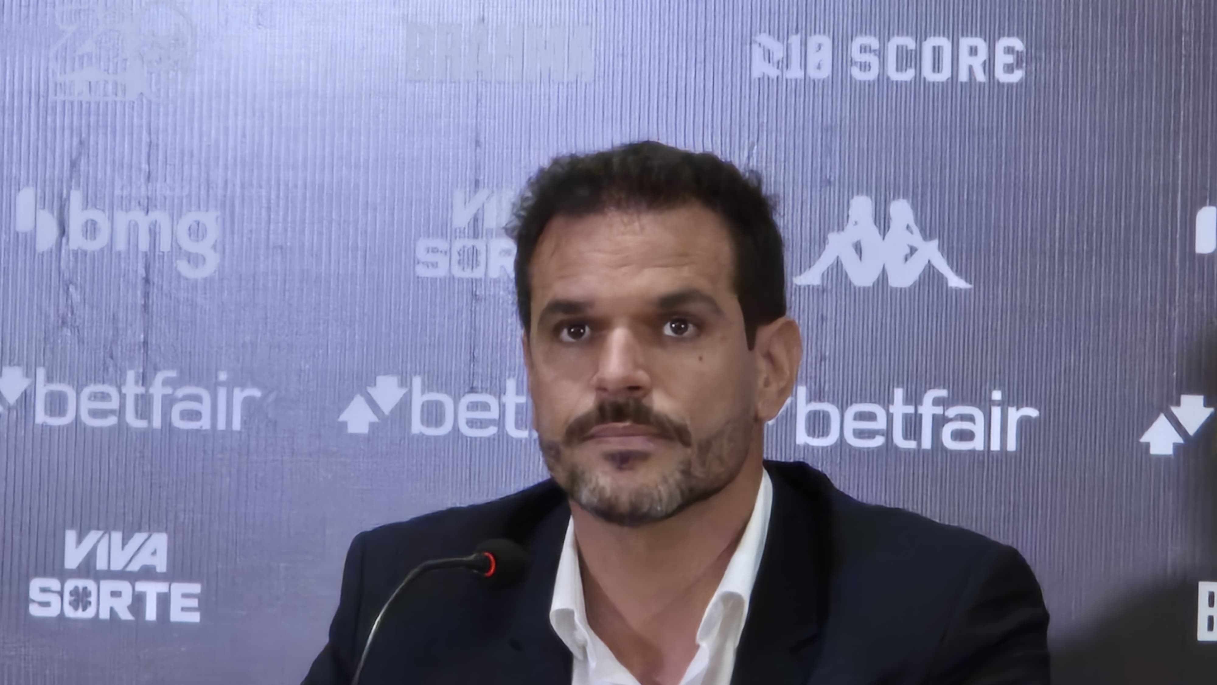 Vasco apresenta novo diretor Admar Lopes