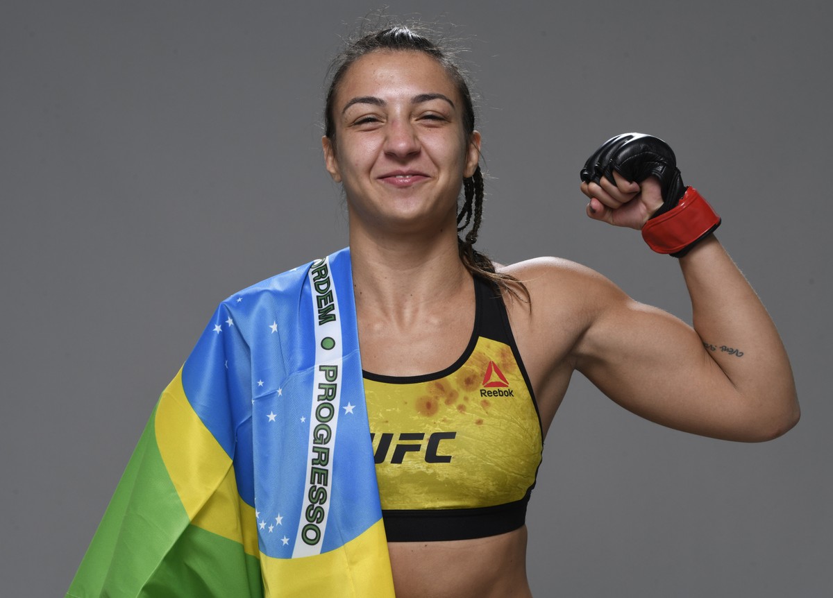 Amanda Ribas e Raulian Paiva sobem nos rankings do UFC após vitórias na