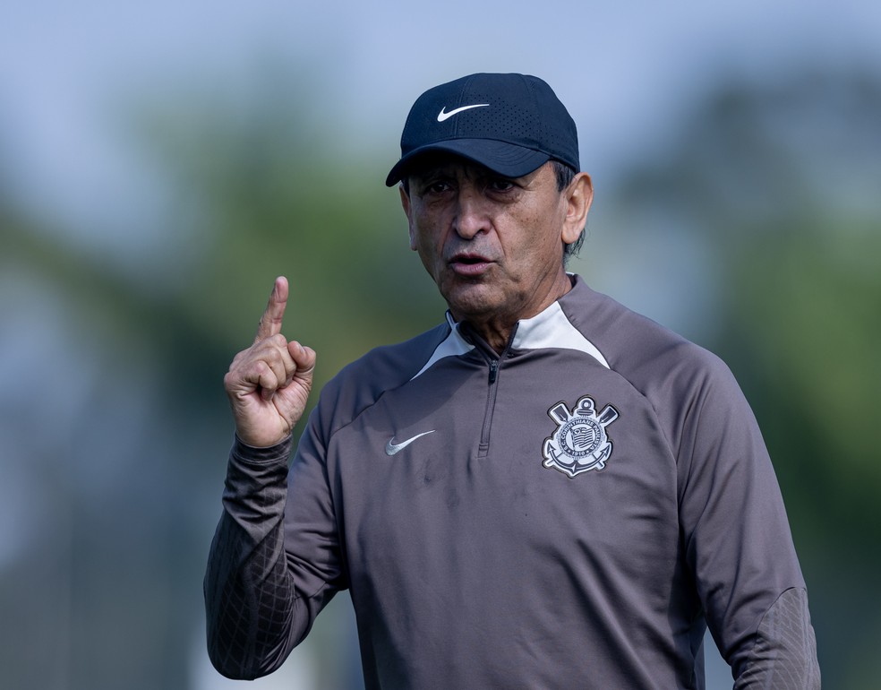 Ramón Díaz, técnico do Corinthians — Foto: Rodrigo Coca/Agência Corinthians