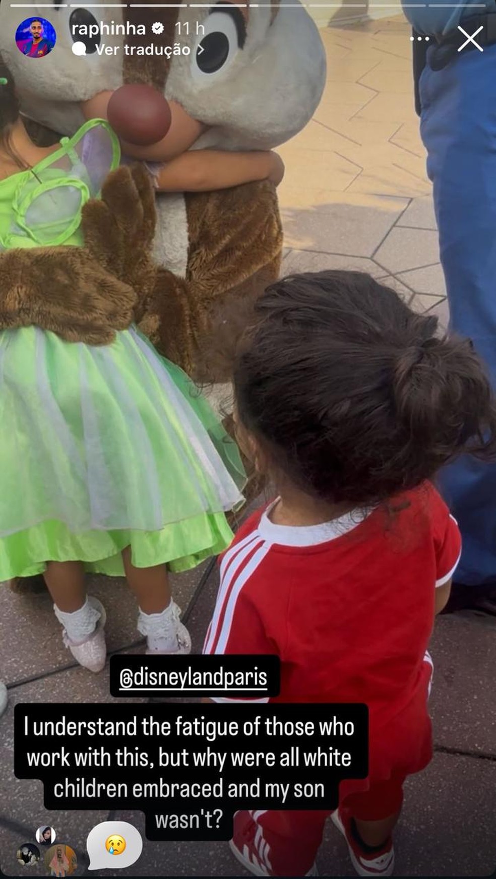 Raphinha detona Disney após seu filho ser ignorado em parque: "Isso não se faz com uma criança"