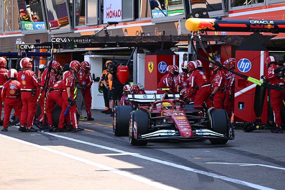 Lewis Hamilton durante o GP de Mônaco da Fórmula 1 — Foto: Mark Sutton - Formula 1/Formula 1 via Getty Images