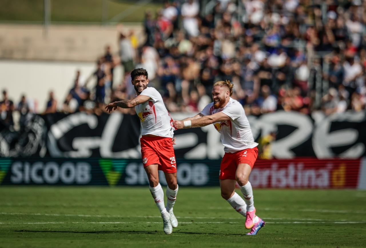 Juninho Capixaba destaca confiança em gol de falta pelo Bragantino e ressalta importância das férias | Ge