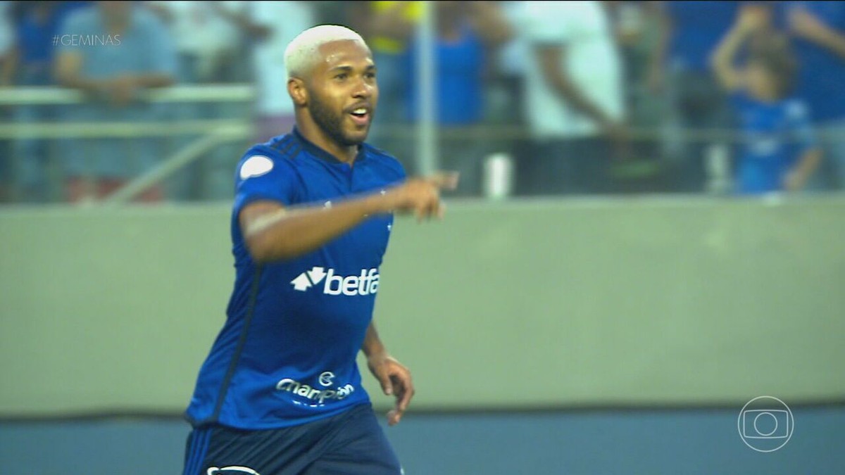 Com fim da janela, Cruzeiro amplia reformulação e mantém só oito campeões da Série B; veja balanço