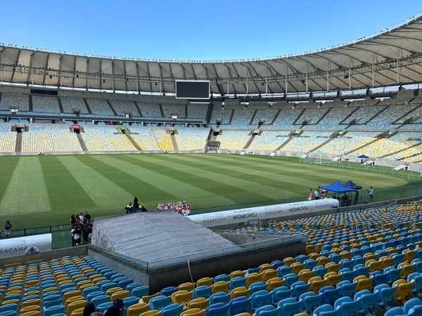 Reparos no Gramado do Maracanã para Maratona de 10 Jogos em Agosto