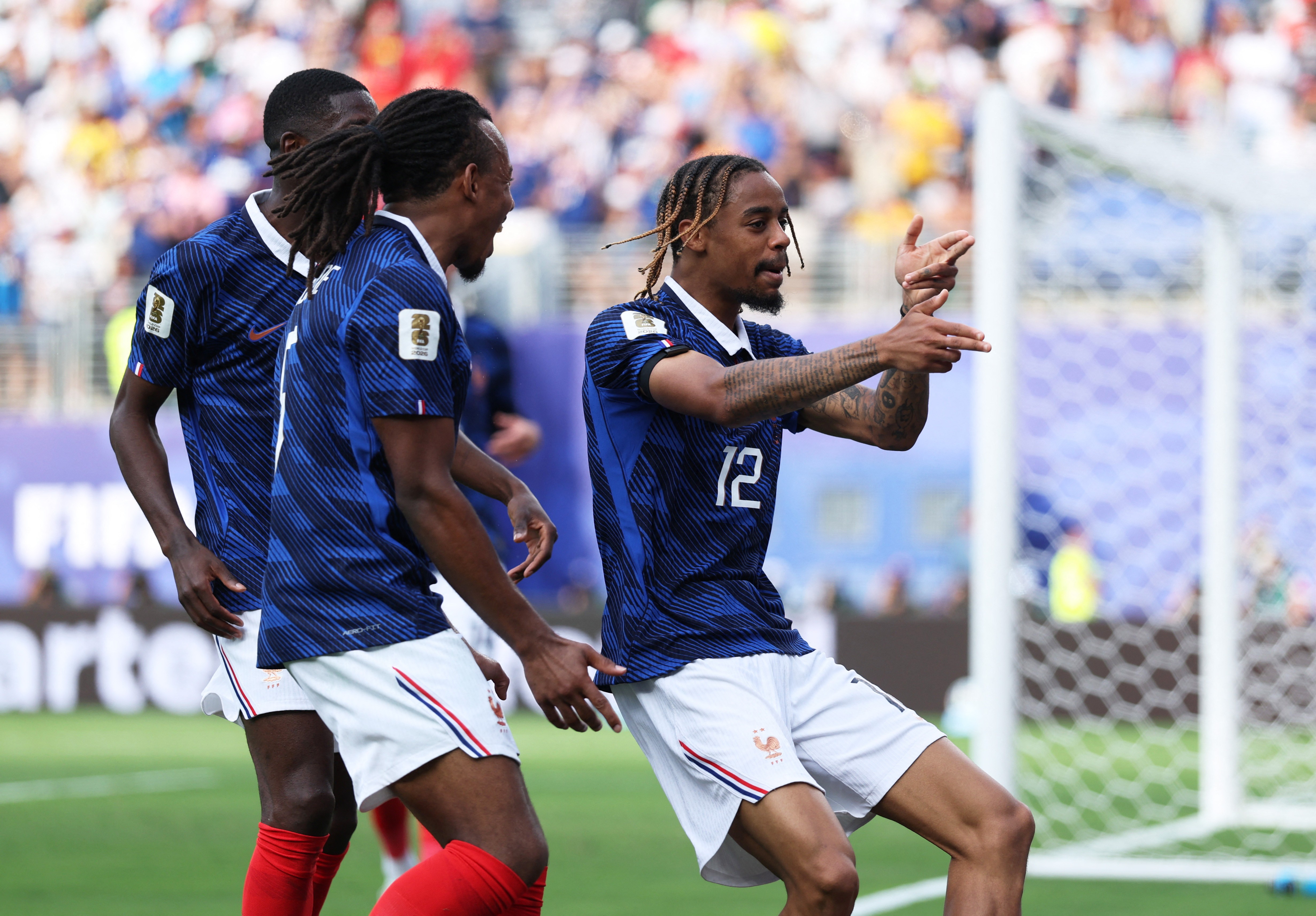 Atacante da França diz que espera "pancadas" do Paraguai, seleção que recebeu mais cartões na Copa