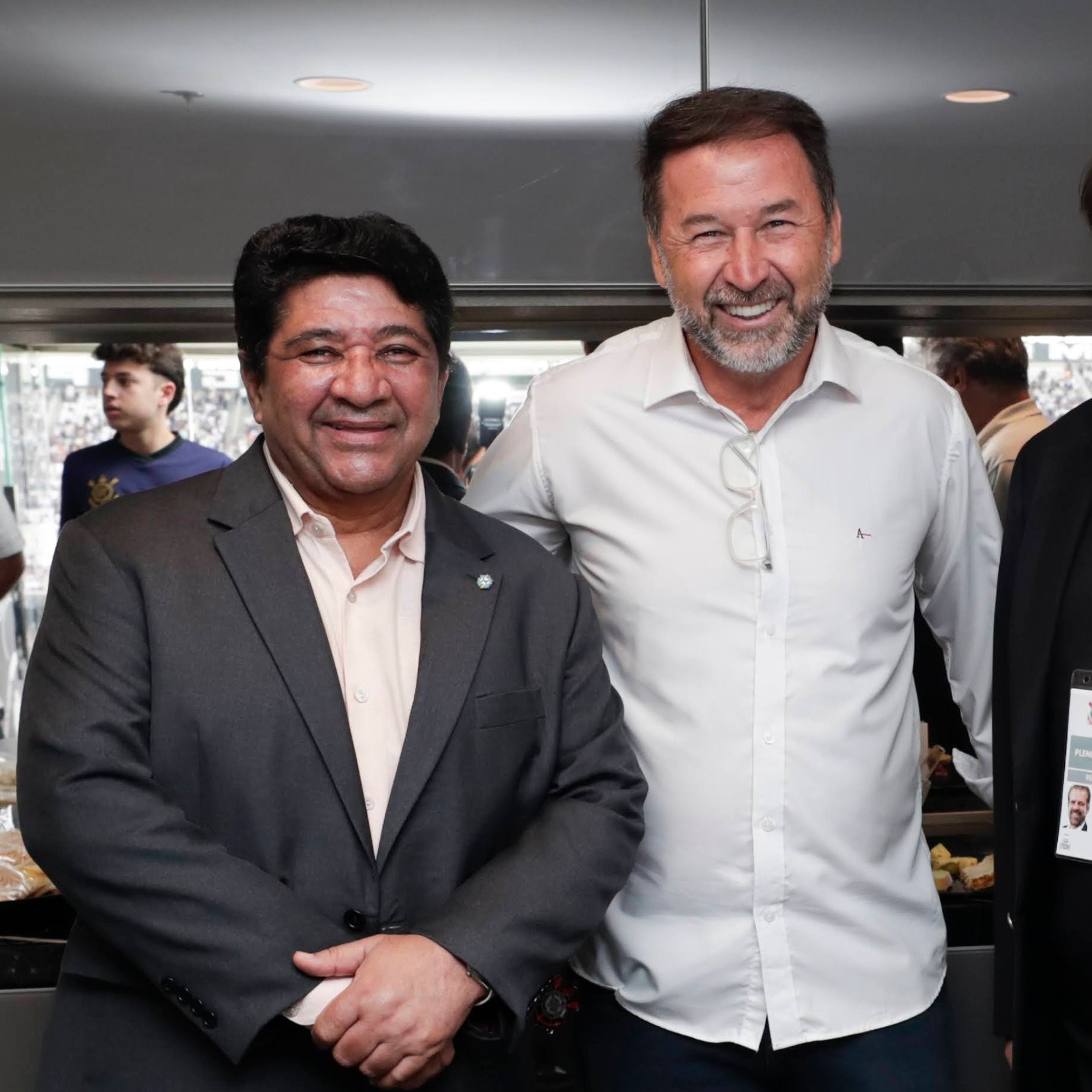 REAPROXIMAÇÃO! Corinthians e CBF se reaproximam em meio a trocas de presidentes no futebol.