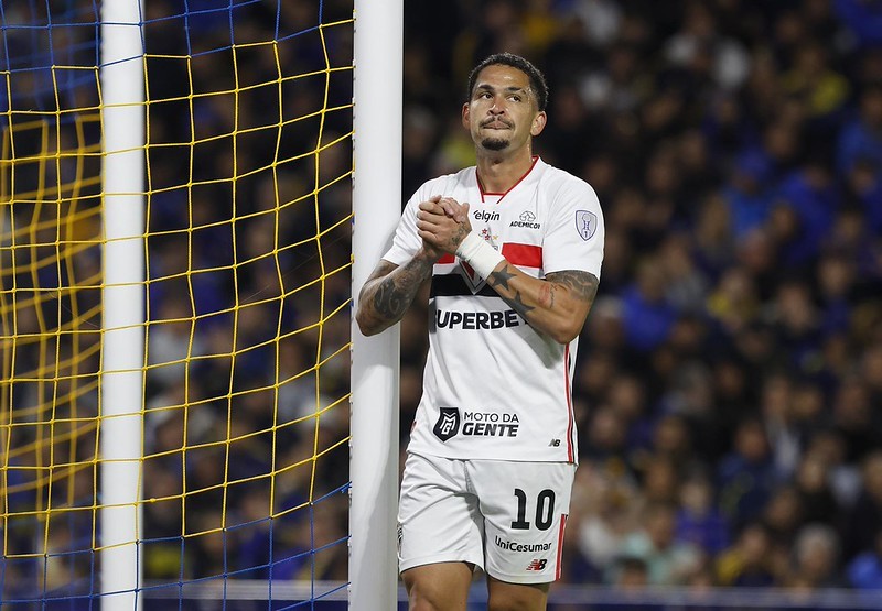 Dorival descarta poupar titulares no Choque-Rei, mas São Paulo pode perder Luciano