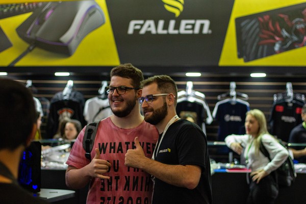 Rexpeita, FalleN Store e Seh Loiro: conheça lojas de players brasileiros