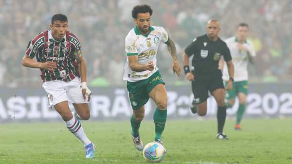 Palmeiras avalia adaptação de Felipe Anderson como início de temporada na Paulista.