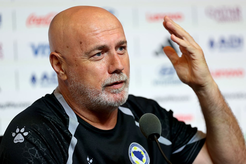 Sergej Barbarez em entrevista coletiva