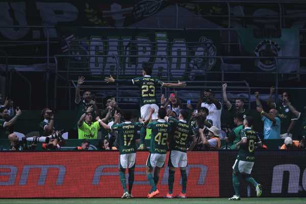 palmeiras tricampeão: iguala feito histórico após 90 anos