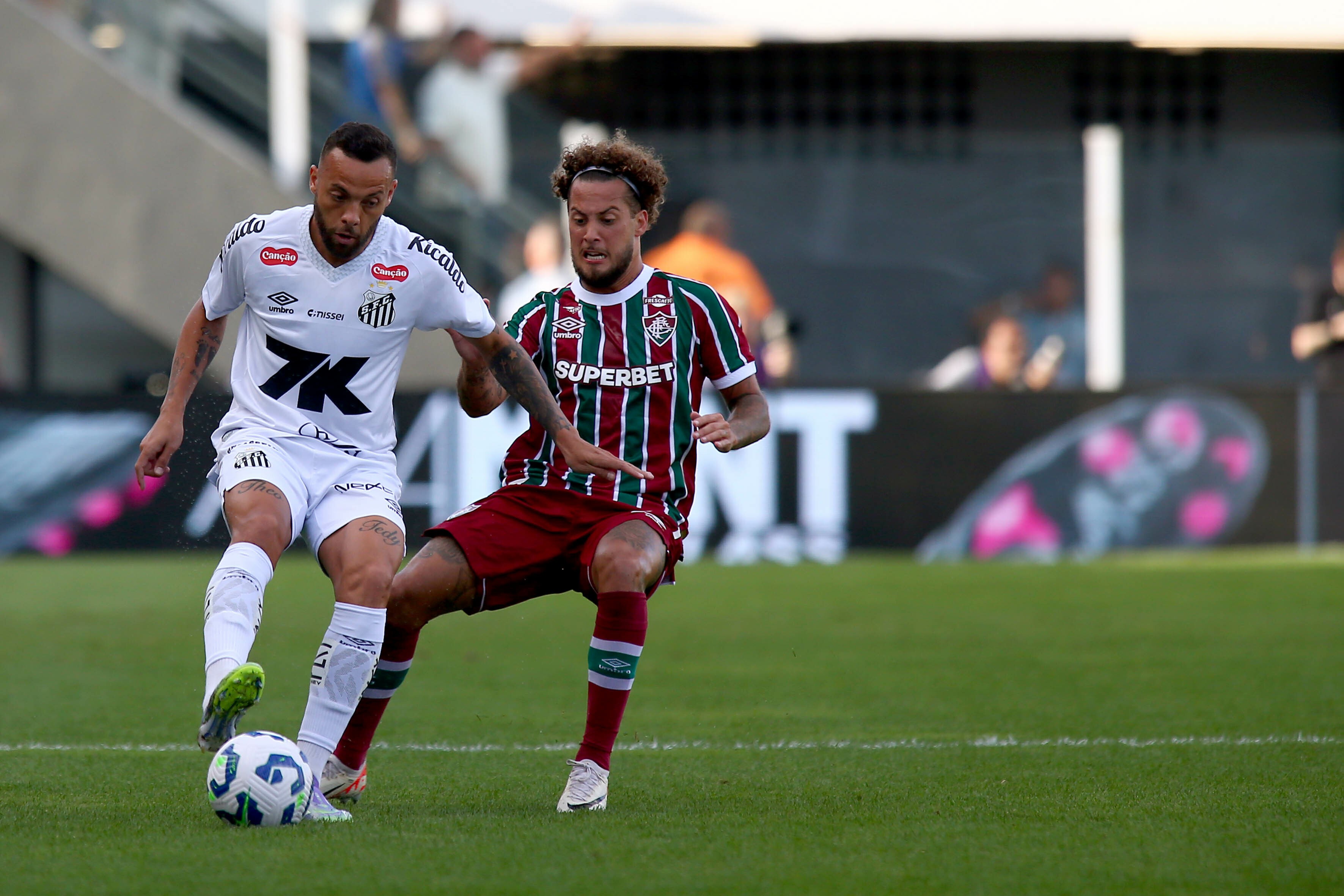 Veja os jogadores do Fluminense com contrato se encerrando em 2025 e as situações de cada um 