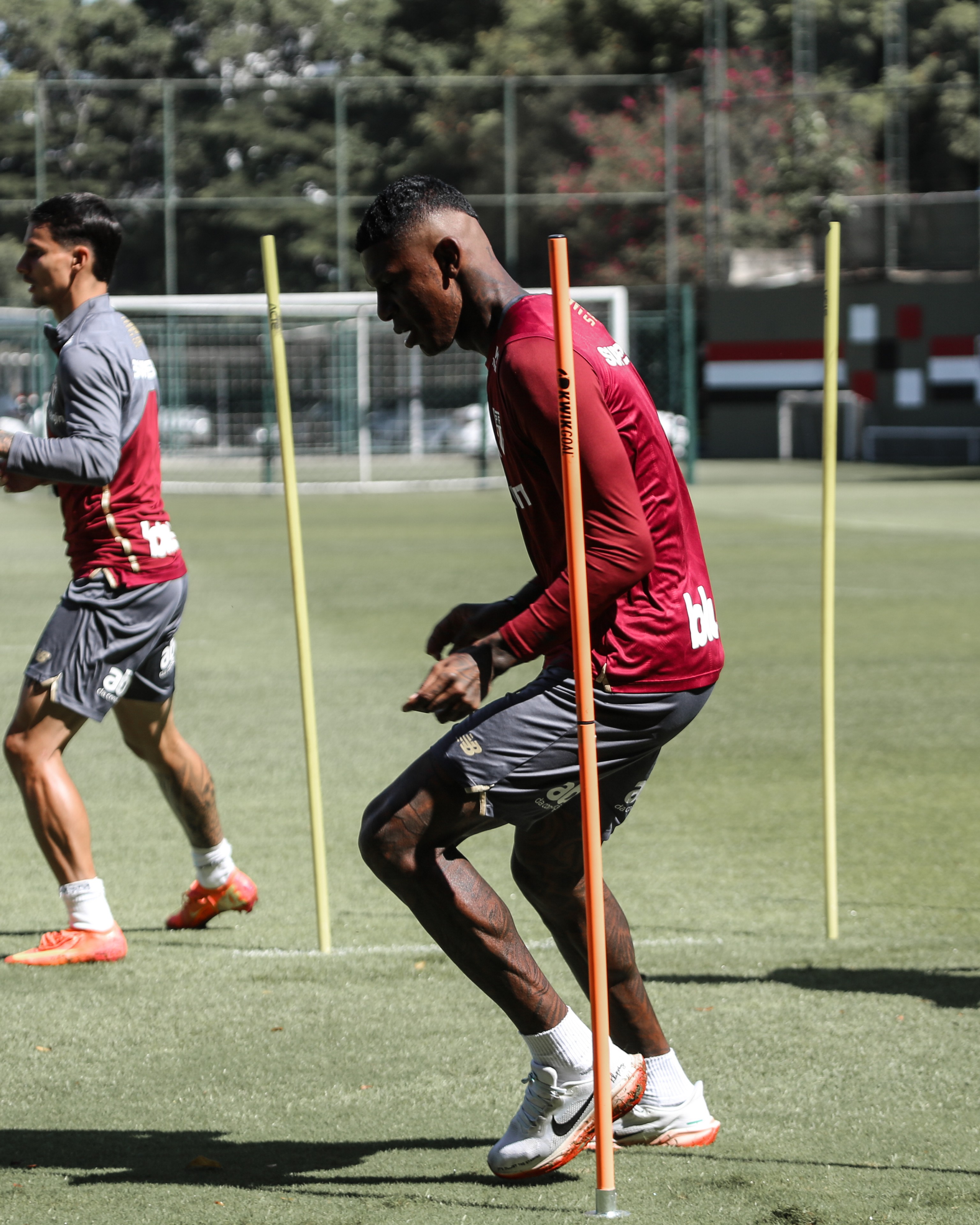 São Paulo se reapresenta, e Arboleda passa por exames