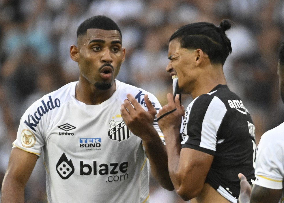 Hoje não, hoje não, hoje sim… os memes do empate do Botafogo com o Santos