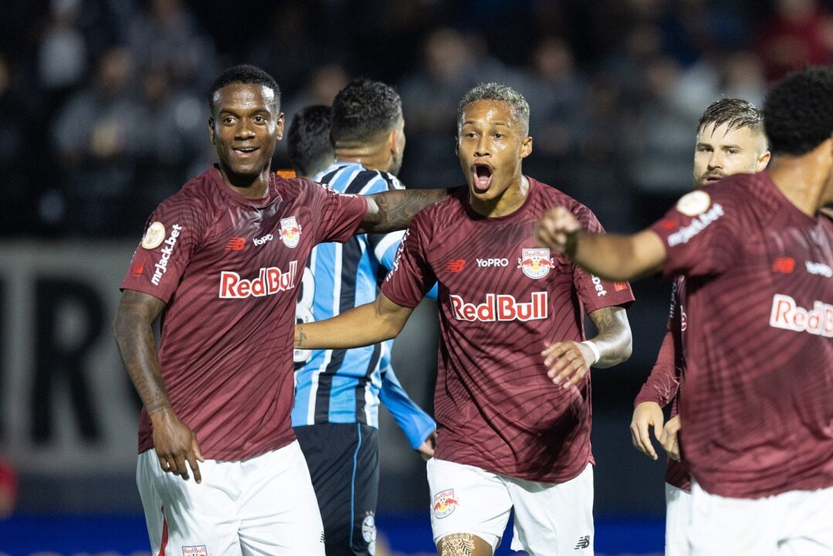 Galdino de volante? Renato explica e indica mudanças no Grêmio contra o Corinthians