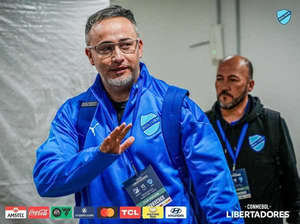 Técnico do Bolívar analisa derrota para o Flamengo e destaca importância do resultado