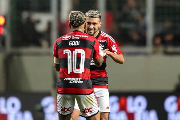 Arrascaeta prepara despedida de Gabigol e almeja camisa 10 do Flamengo