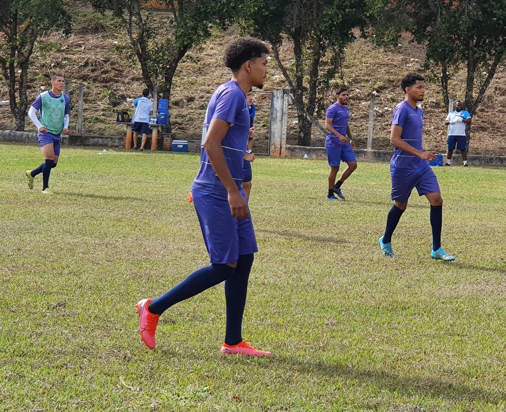 Gêmeos, irmãos de ex-atacante do Santos e Fluminense buscam começo na 4ª  divisão paulista | osvaldo cruz | ge