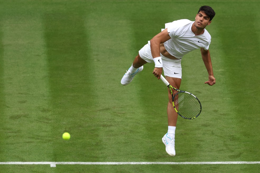 Alcaraz estreia com vitória em Wimbledon — Foto: Clive Brunskill/Getty Images