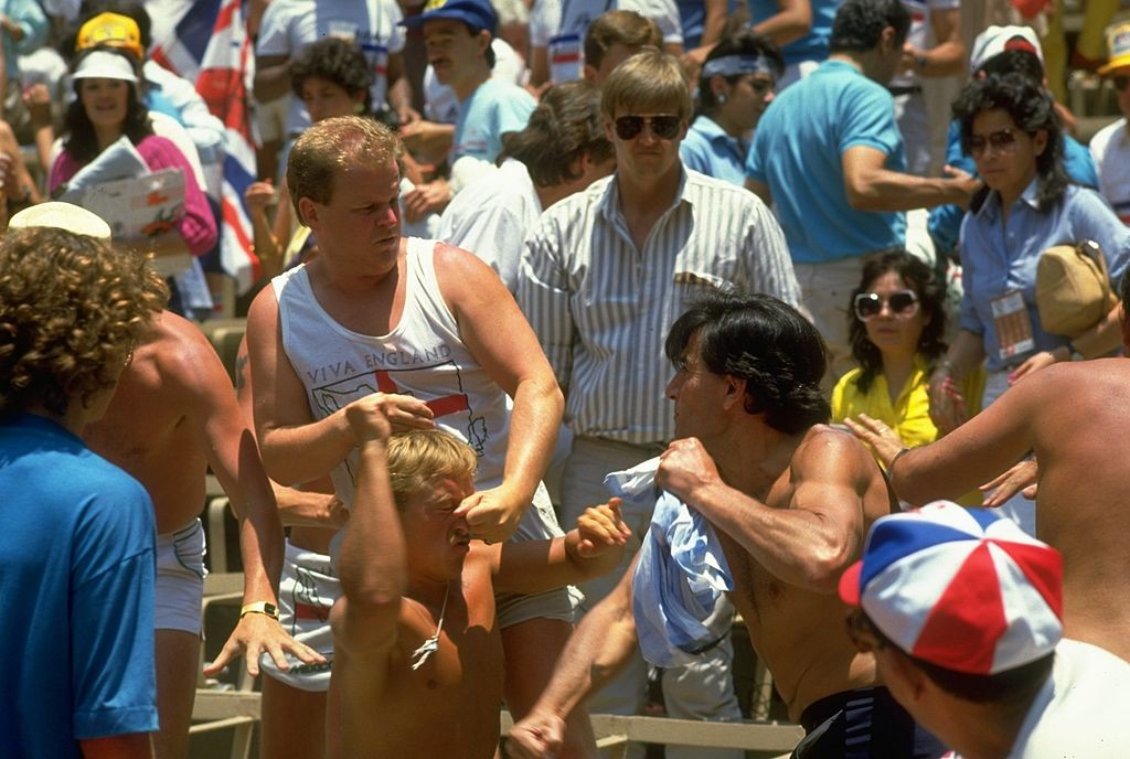 Barra brava x hooligans: arquibancadas pulsantes movimentam Argentina x Inglaterra