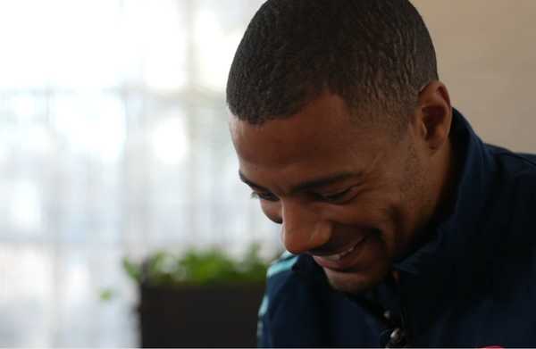 Torcedores argentinos mirins enviam mensagem de carinho para De la Cruz do Flamengo