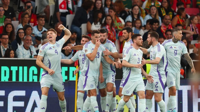 McTominay comemora gol contra a sele&ccedil;&atilde;o de Portugal