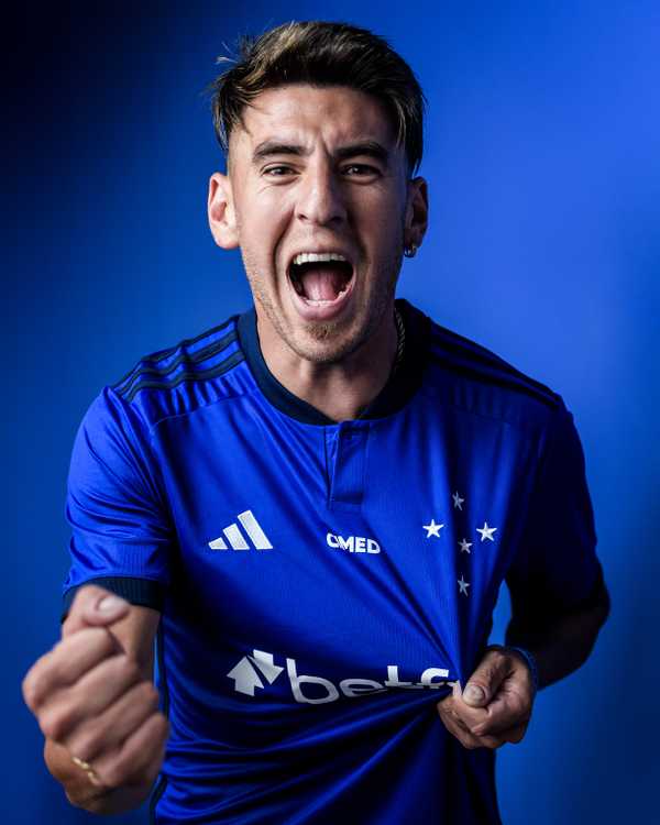 Villalba, novo reforço celeste, comemora crescimento profissional no Cruzeiro