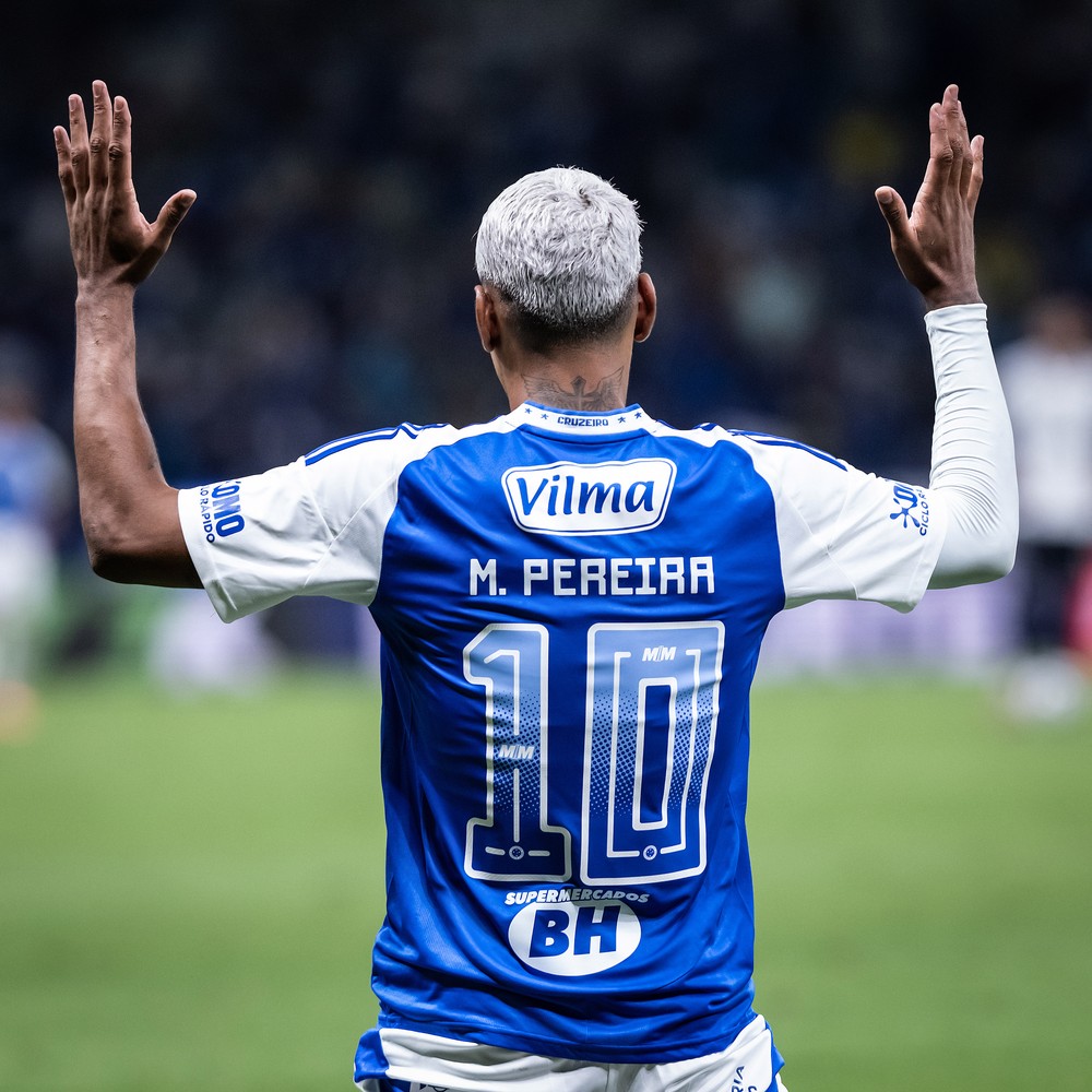 Matheus Pereira renova com  Cruzeiro até 2028