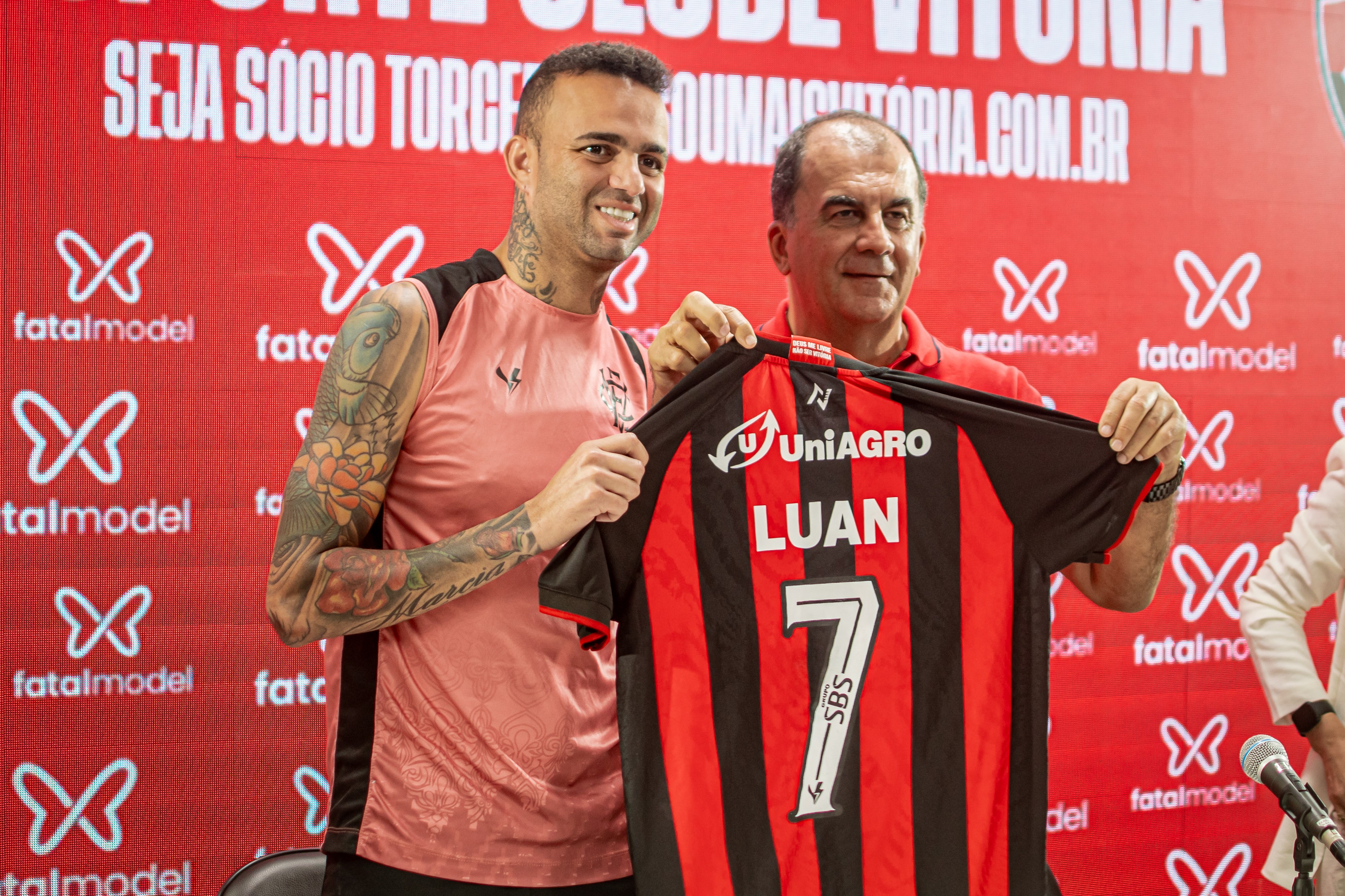 Com estreia de Luan, quase todos os reforços do Vitória já ganharam oportunidades na temporada