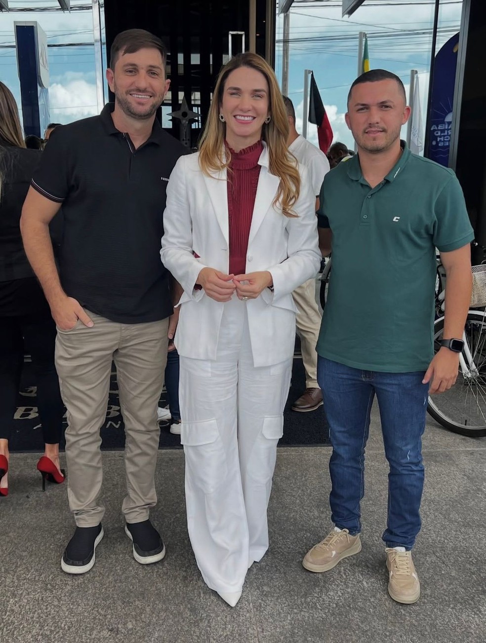 Vice e presidente do Nacional de Patos com Michelle Ramalho, presidente da FPF-PB � Foto: Ascom / Nacional de Patos