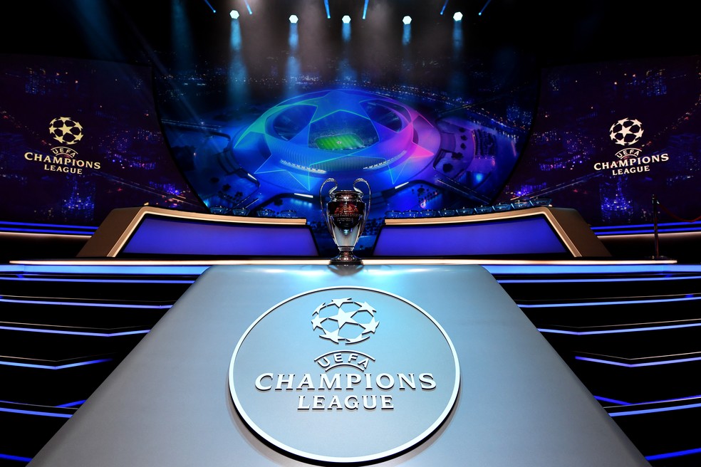 Champions AO VIVO: siga o sorteio da fase de grupos