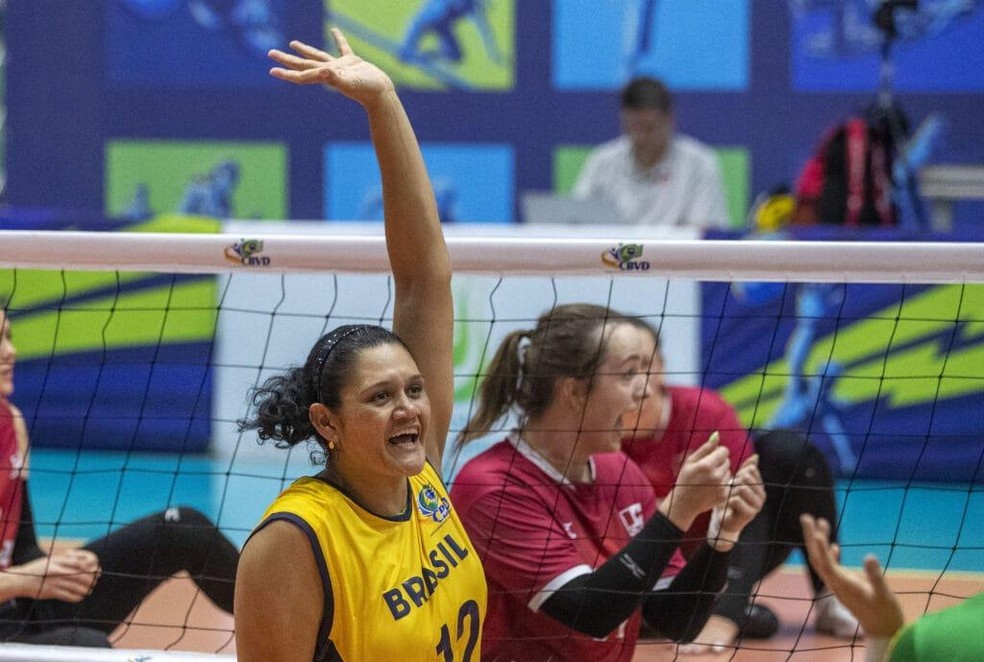 A amazonense Laiana Rodrigues, que entrou no decorrer do segundo set, ajudou a sele&ccedil;&atilde;o a garantir o primeiro triunfo. &mdash; Foto: Divulga&ccedil;&atilde;o/CPB
