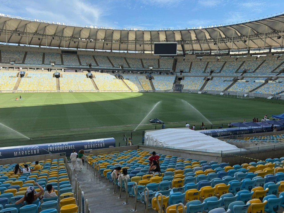 Maracanã pronto para receber clássico carioca após revitalização do gramado
