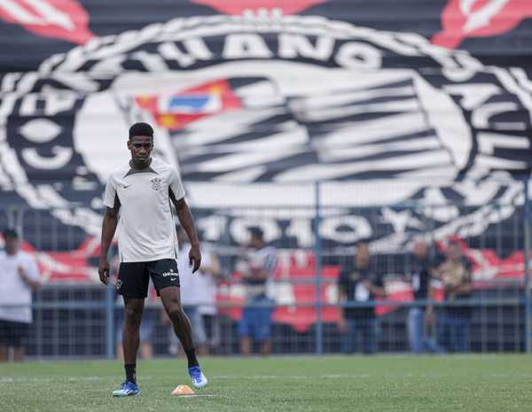 Torres domina os minutos do Corinthians, conquista a titularidade absoluta no Paulistão.