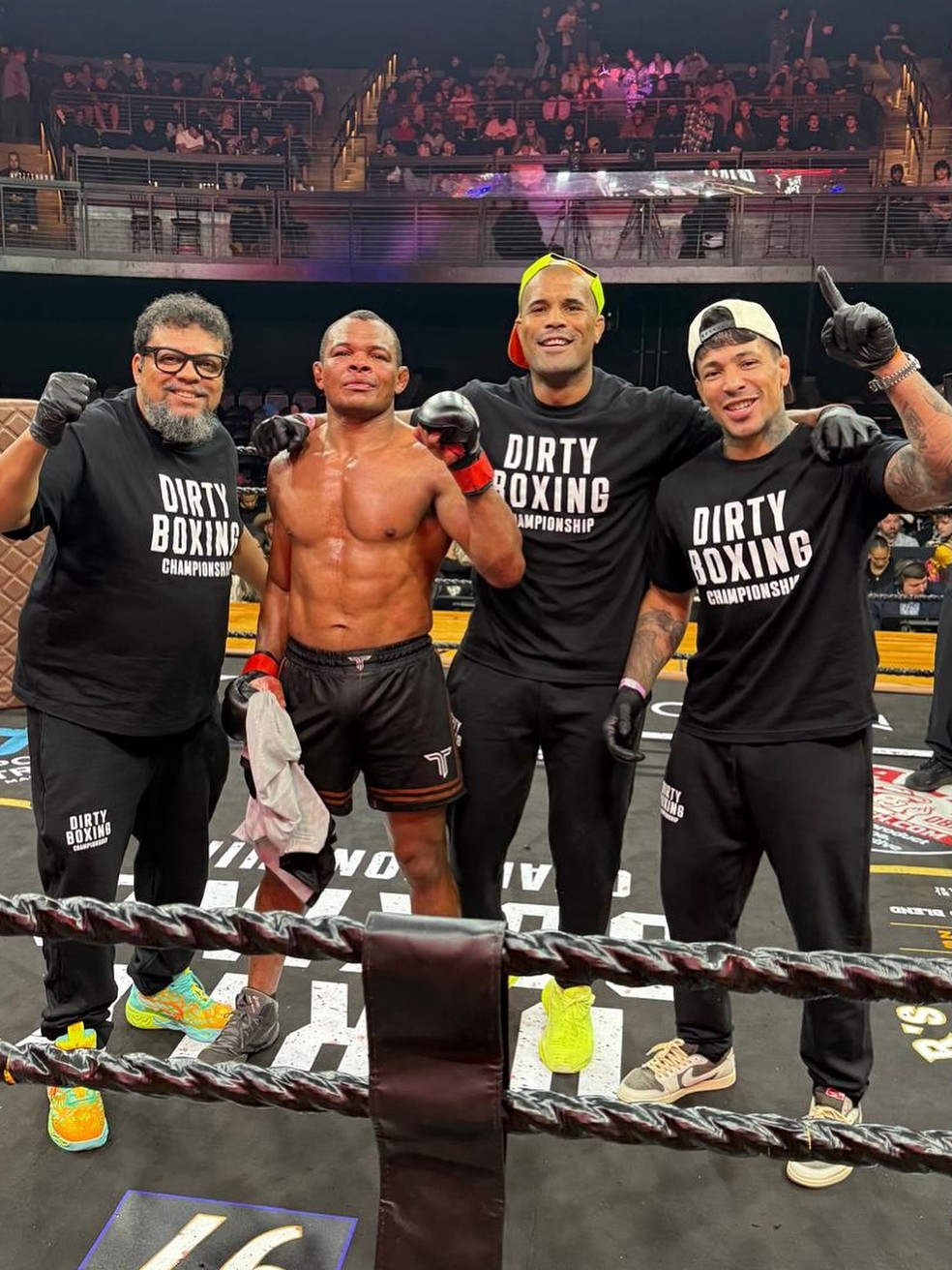 Ex-UFC, Massaranduba, aos 47 anos, vence espanhol em luta nos EUA | Ge