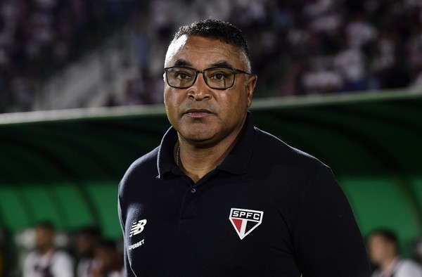 Roger Machado ganha sobrevida e poupa titulares na Colômbia