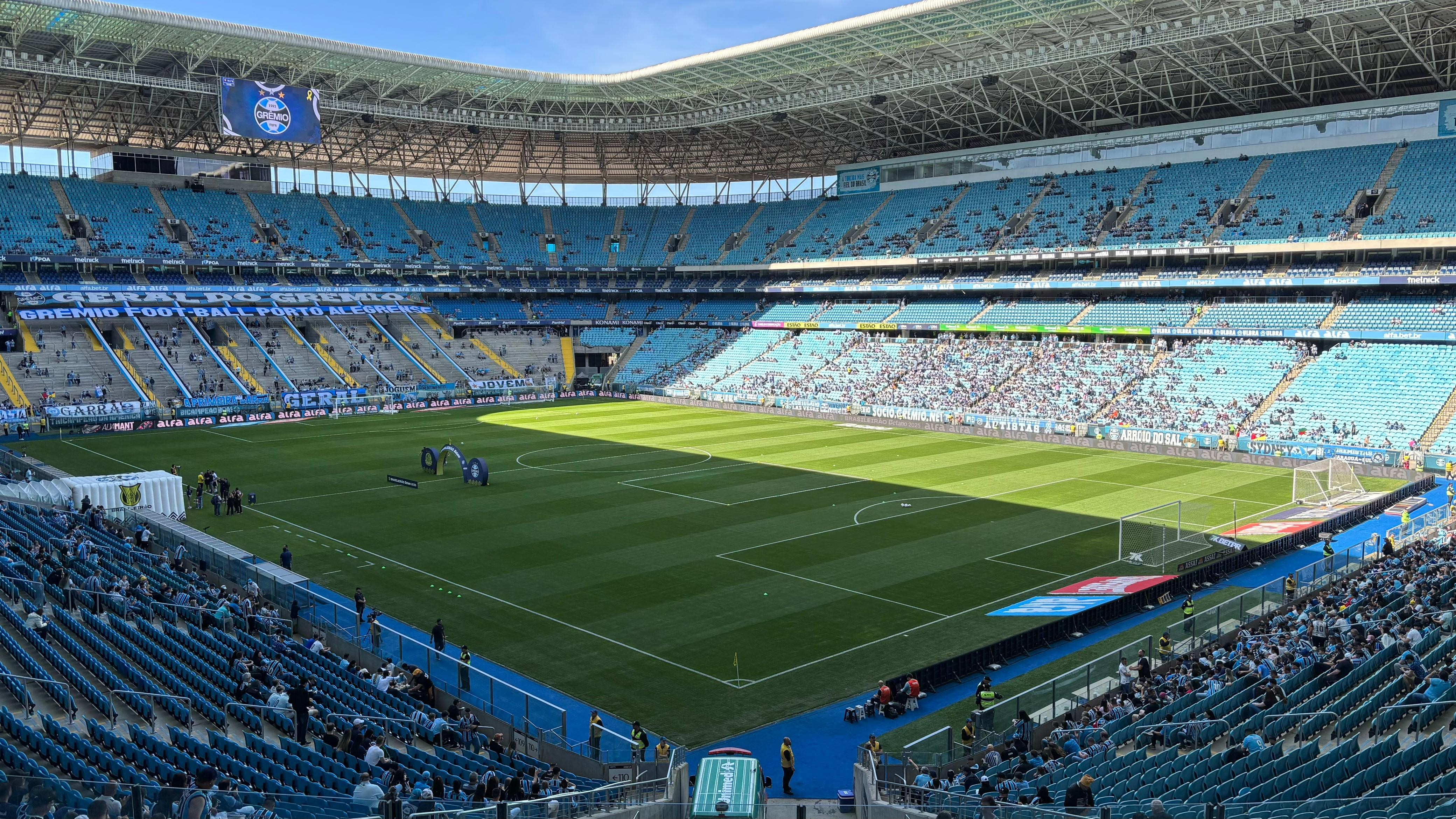 Grêmio x Vitória: onde assistir ao vivo, horário e escalações 