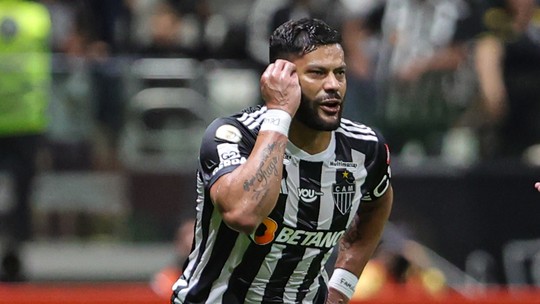 Hulk chega a 50 cartões pelo Atlético-MG, a maioria por reclamação