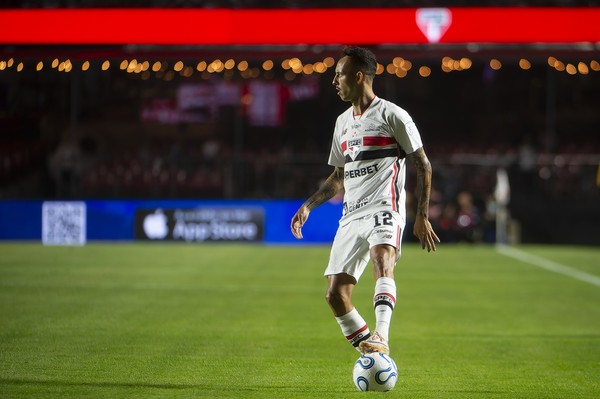 Lateral se aproxima de marca que não alcança desde 2024 pelo São Paulo; Confira